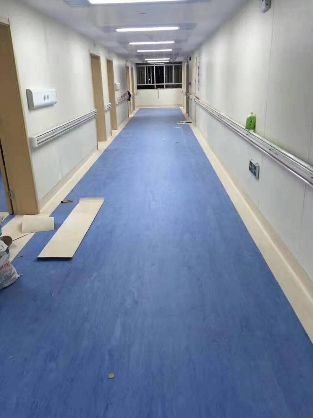 什么同質透心pvc地板？